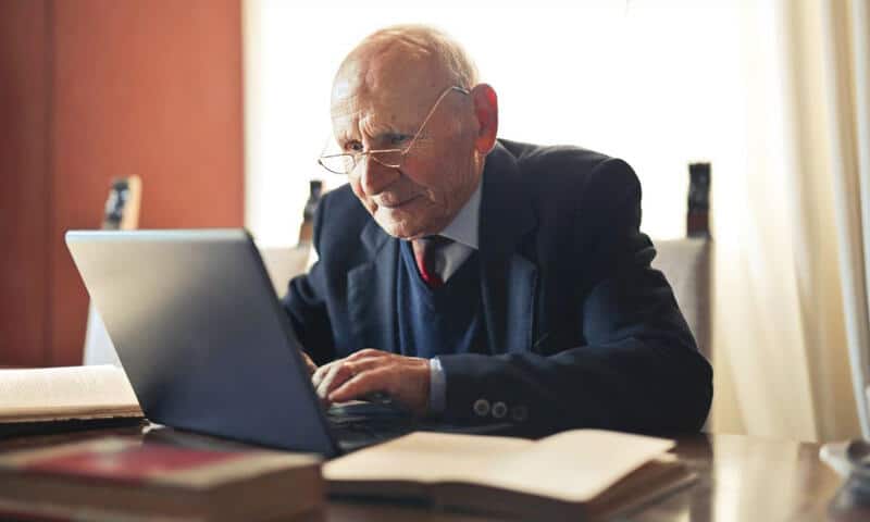 Freelance Writing Jobs for Senior Citizen